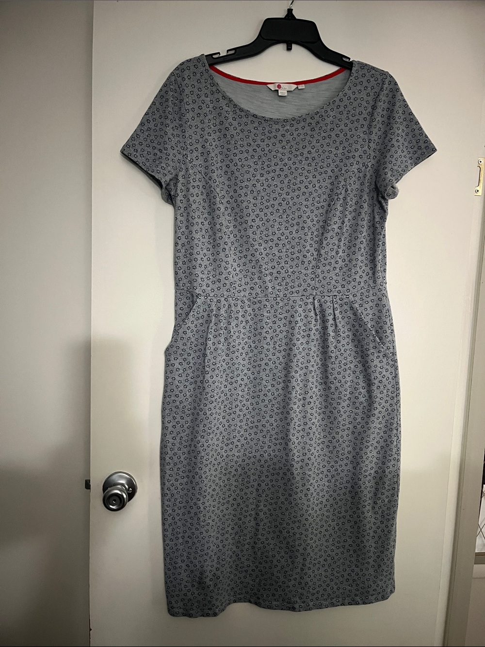 Boden Gray and Navy  Short Sleeve Dress with Pockets